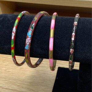 Vintage Cloisoone Enamel Bangle bracelet, Flora Pattern Lovely